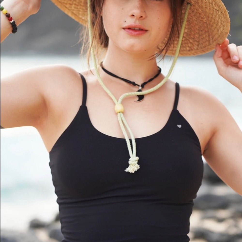 NWOT Love Fitness Nai’i Athletic Crop Top Sz S